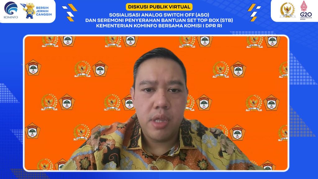live streaming event, professional camera, video production