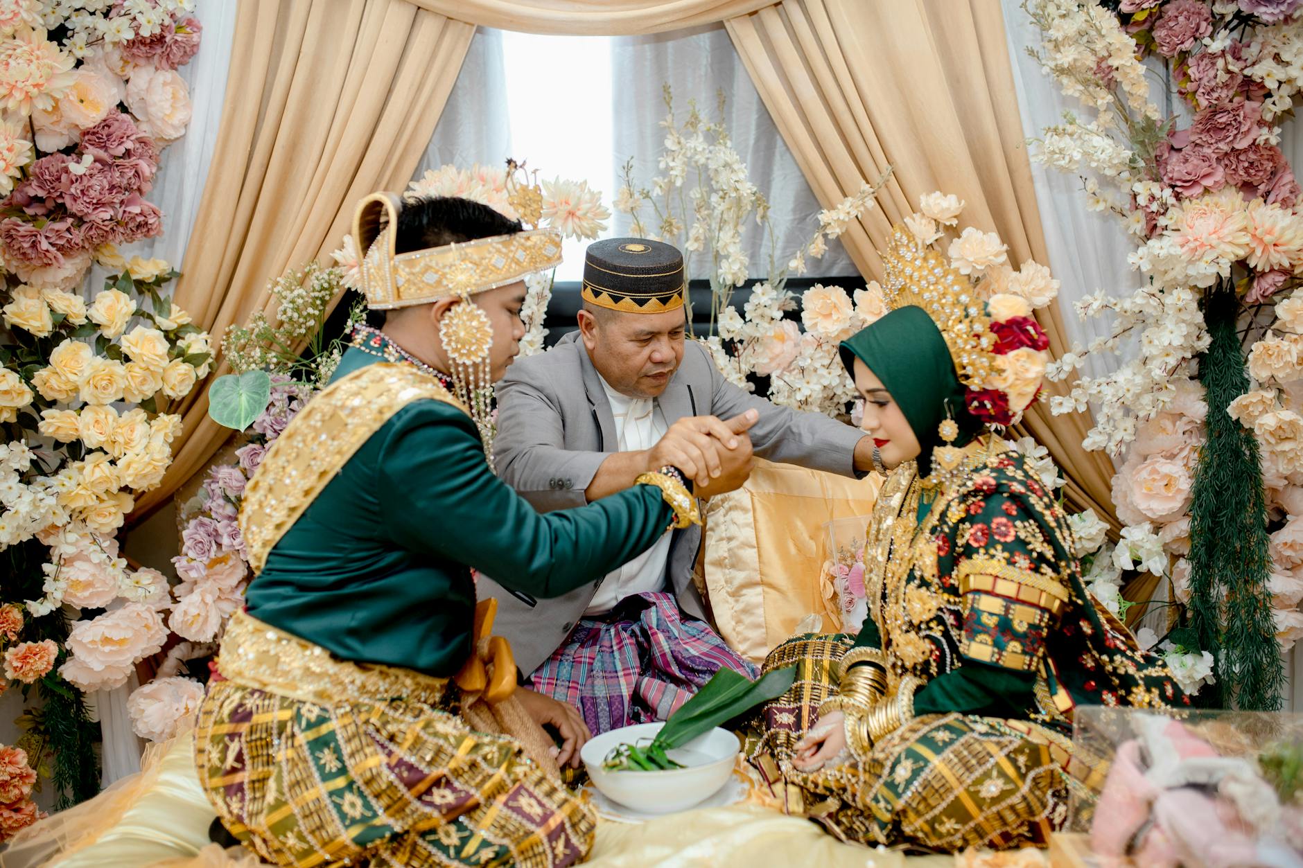 A vibrant traditional wedding ceremony in Kendari featuring cultural attire and rituals.