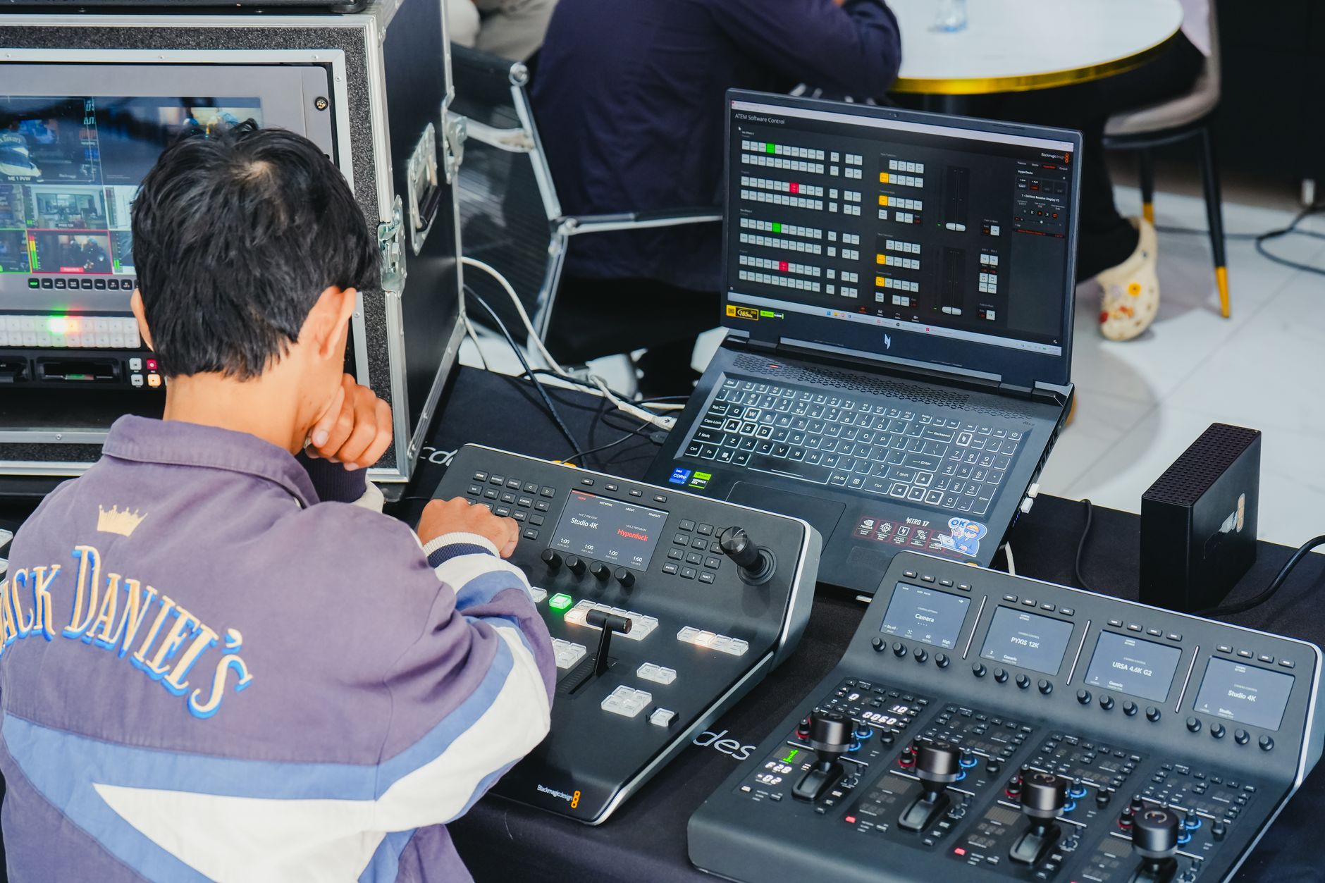 Videotron Professional: Dukungan Operator Switcher Grafis