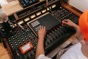 Cara Jasa Multicam Menata Kabel Rapi dan Aman di Venue