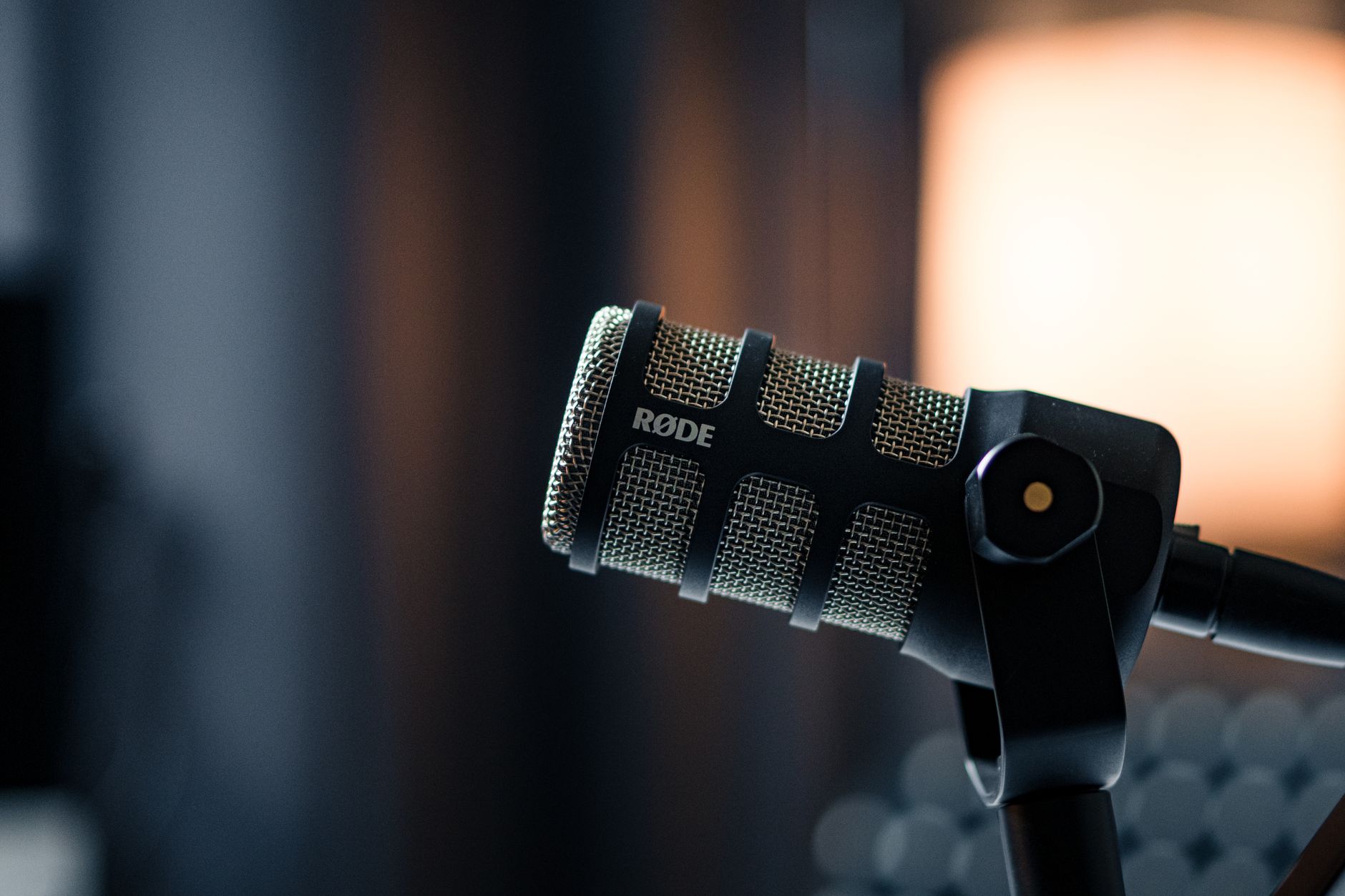 Jasa Multicam Podcast: Solusi Mengatasi Noise Pada Audio